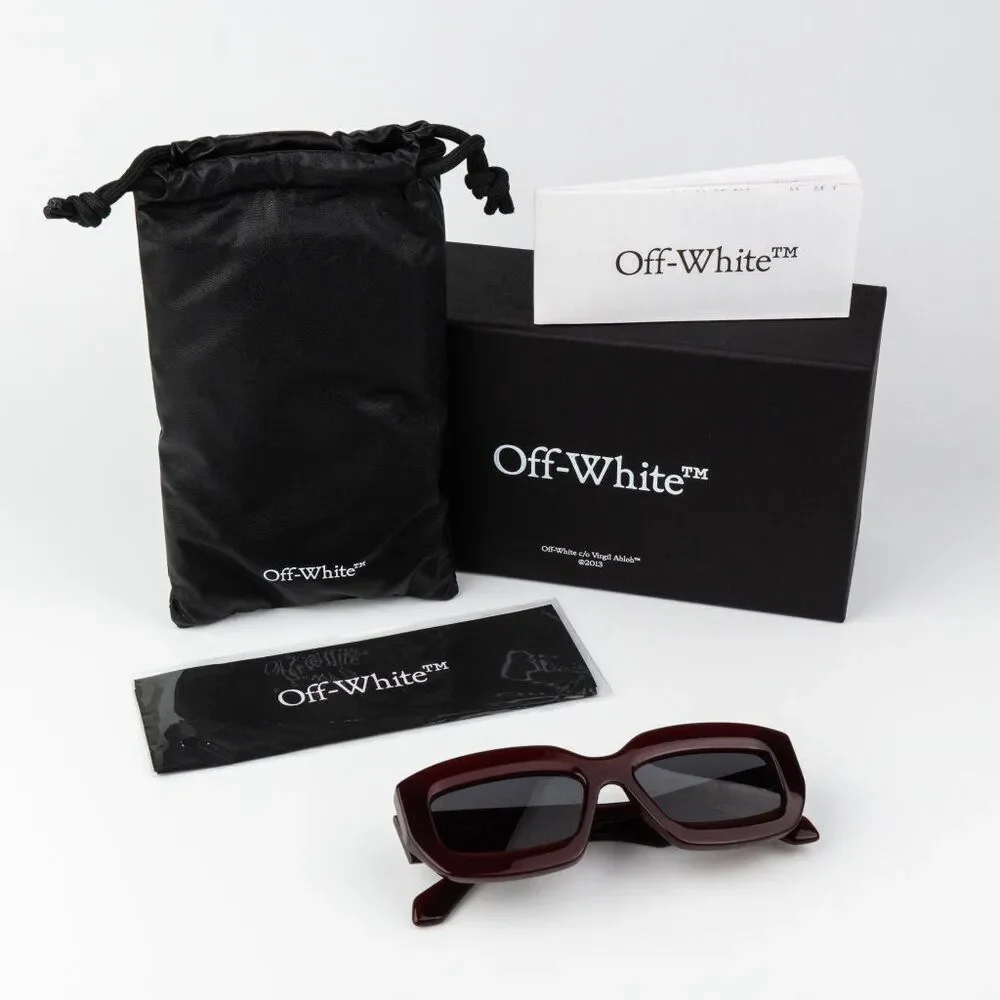 Off-White CHARLOTTE Sunglasses Burgundy Grey Rectangle OERI138 CHARLOTTE 2807